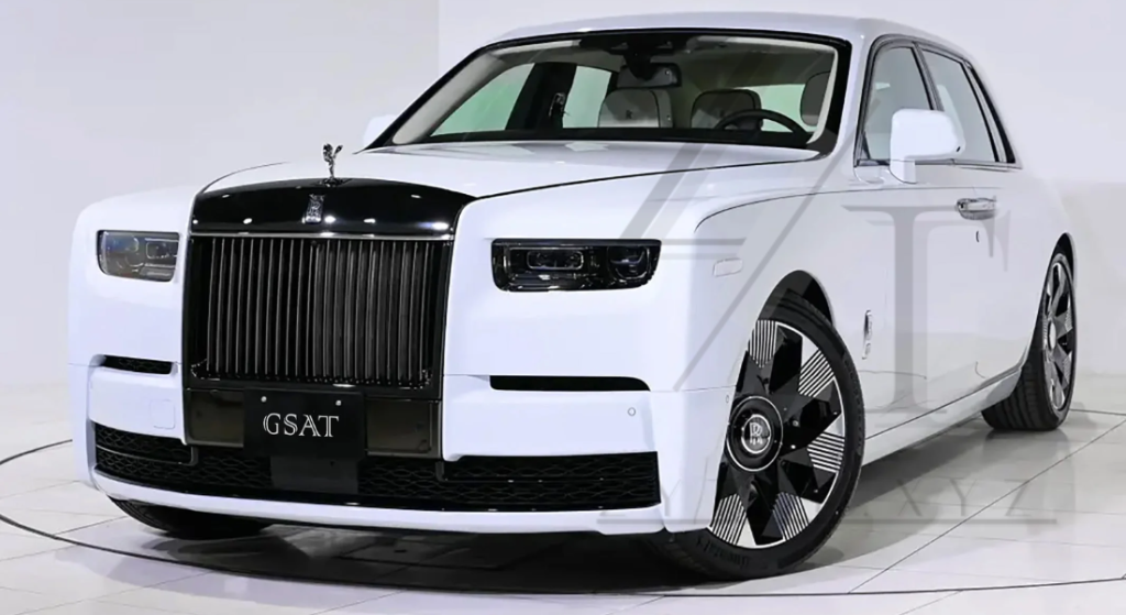 Rolls-Royce Phantom 2024